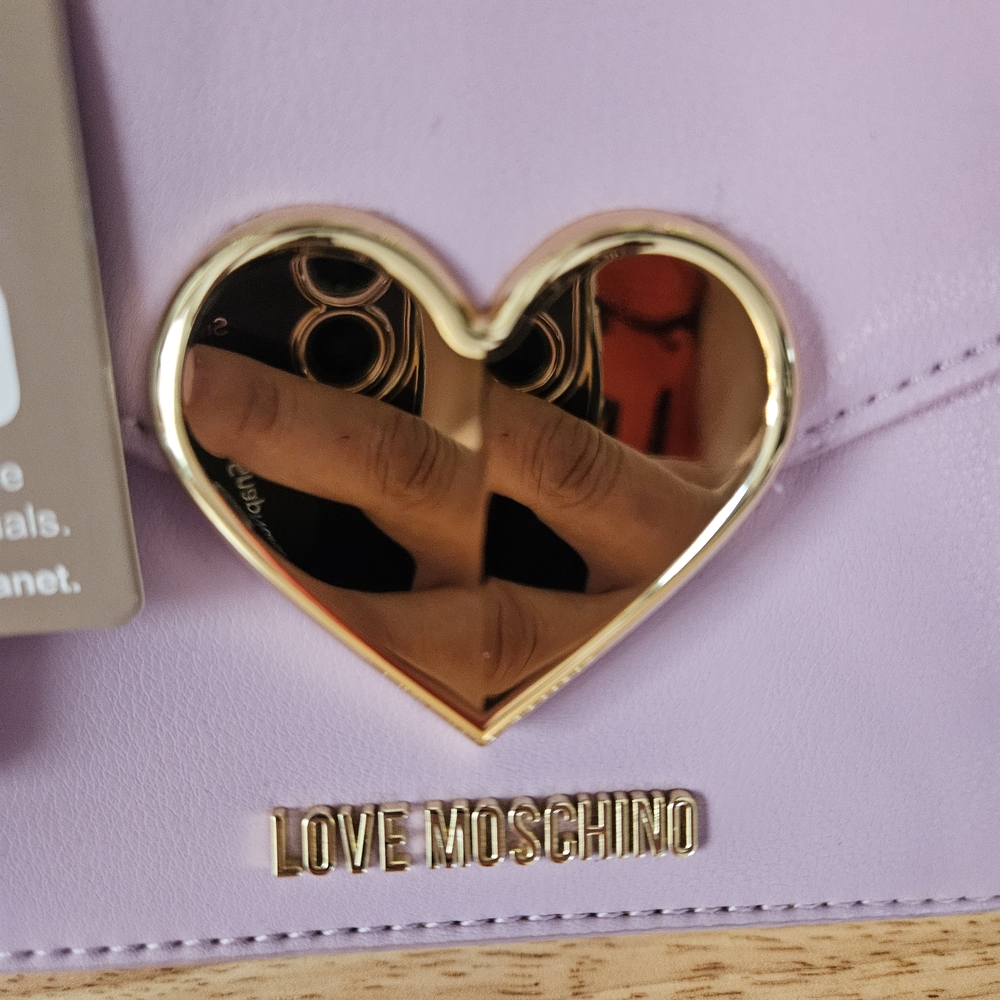 Love Moschino Lilac Crossbody Bag with Gold Heart Accent AUTHENTIC!! - Picture 3 of 7